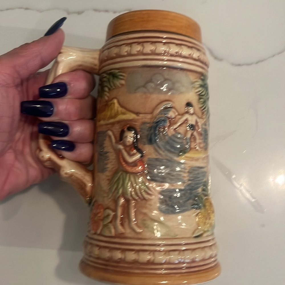 Vintage Hawaiian Islands and Hula Beer Stein made in Japan MCM - Picture 2 of 6